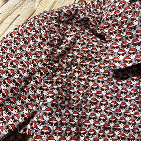 Sovereign Code Red Santa Christmas Button Up Shirt - Picture 2 of 5